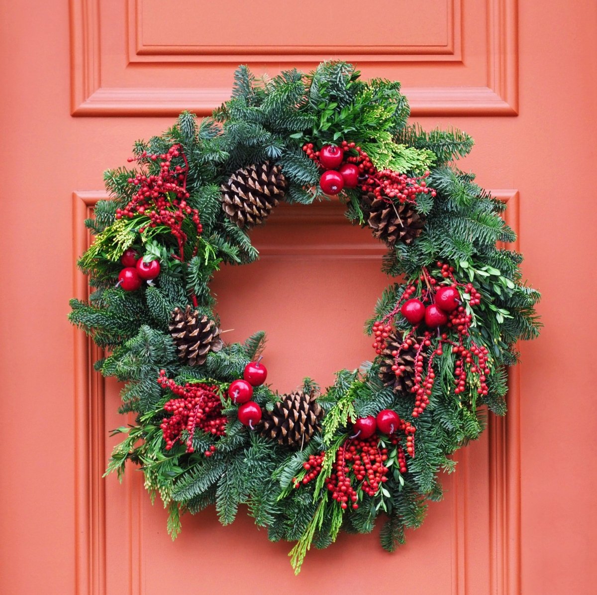 10" Cinnamon Spice Christmas Wreath - Luxury Natural - Harding & Bloom